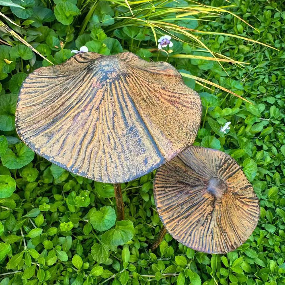 Retro Metal Rusty Mushroom Gar - Bonsai Gardener recension och pris